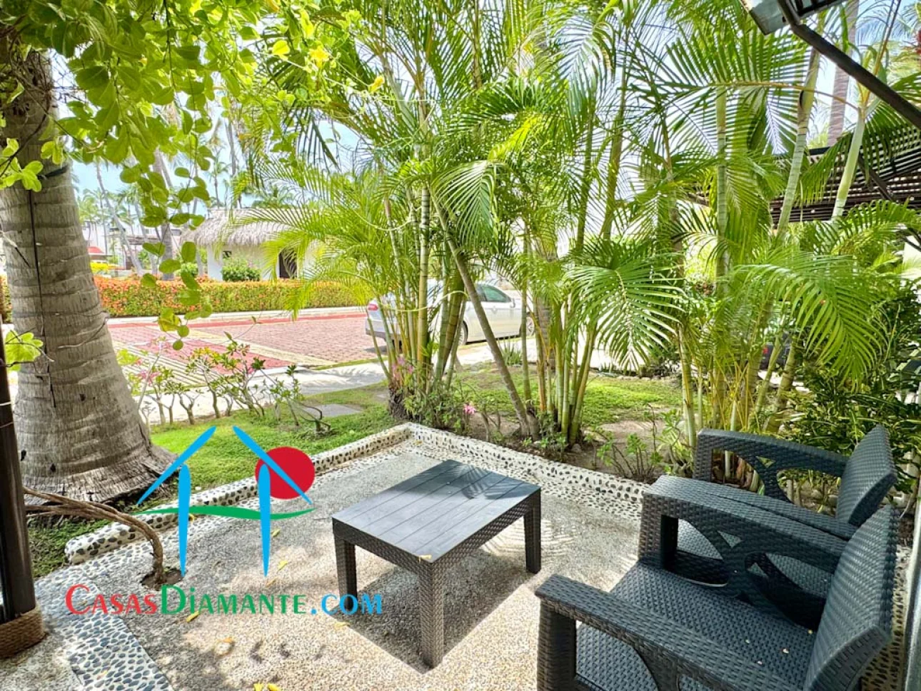 Terraza con pérgola, roof garden con asador y jacuzzi