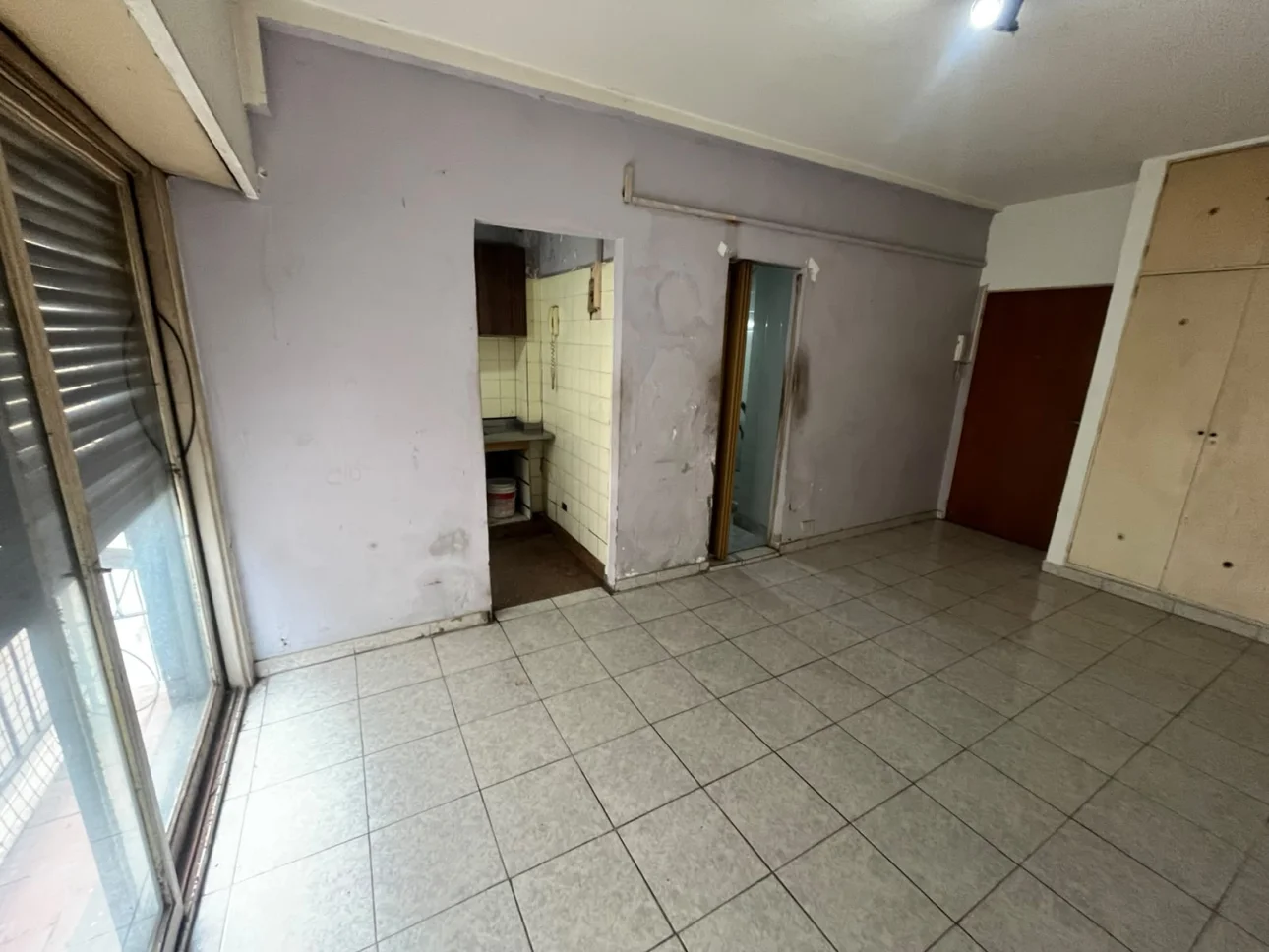 DEPARTAMENTO DE 1 AMBIENTE AMPLIO MUY BIEN UBICADO