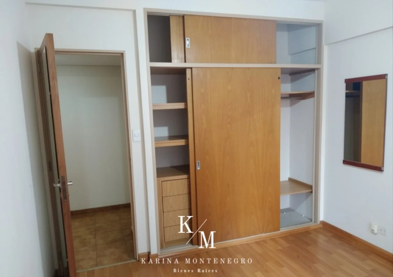 Departamento 3 amb con cochera, centro de Villa Ballester