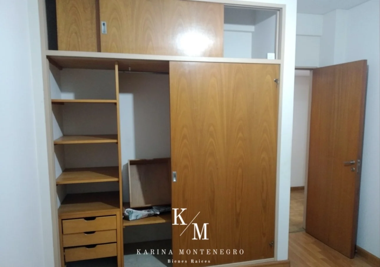Departamento 3 amb con cochera, centro de Villa Ballester