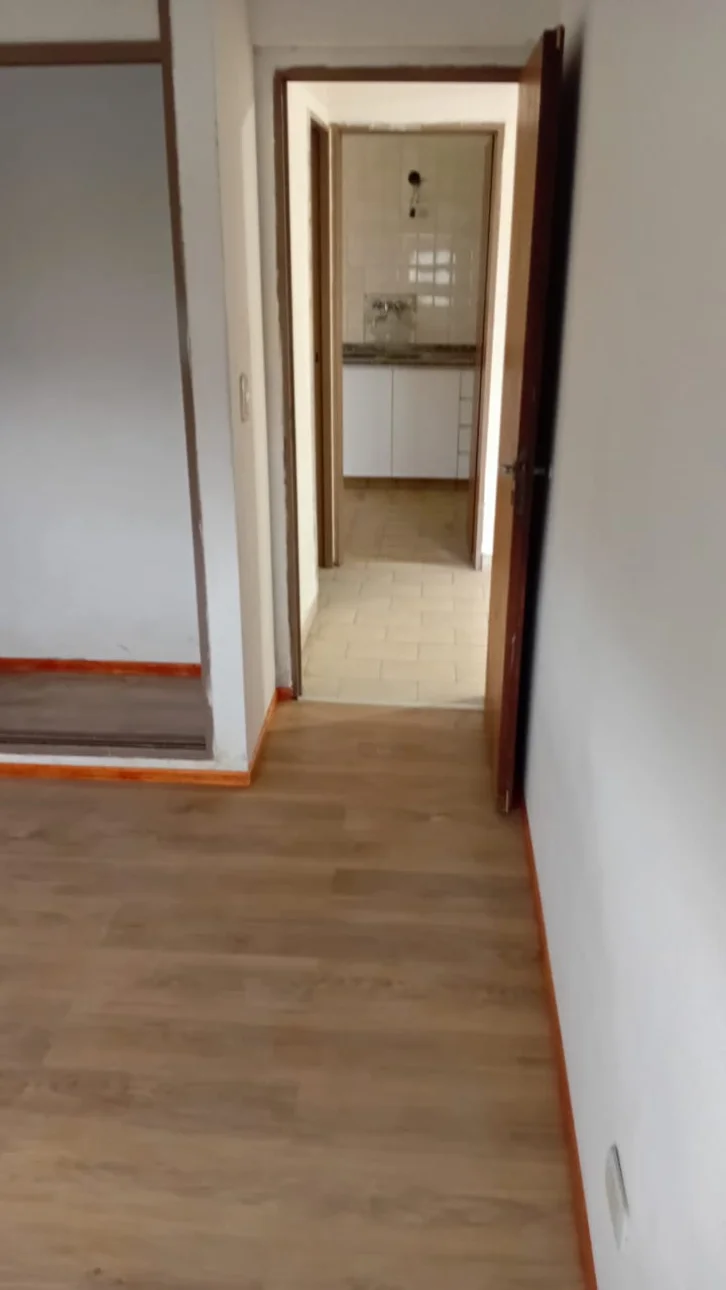 2 AMBIENTES CON BALCÓN