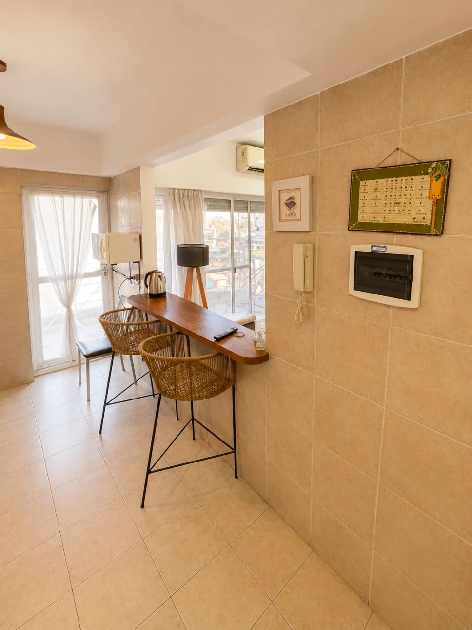 3 AMBIENTES FRENTE BALCON !!! 2 BAÑOS !!!