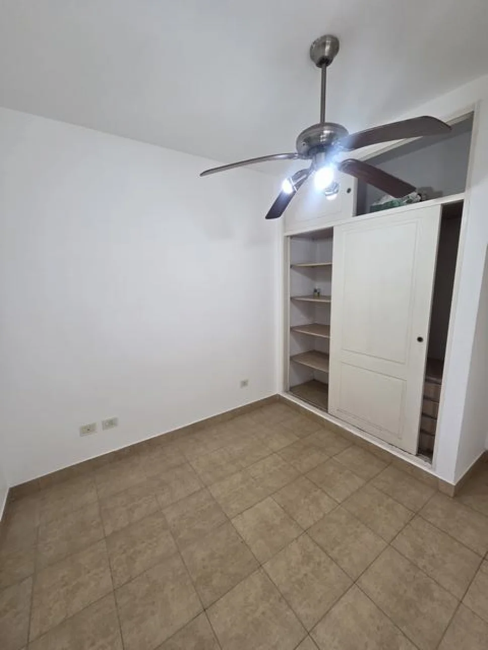 DEPARTAMENTO 3 AMB CON BALCON VILLA BOSCH 400M ESTACION