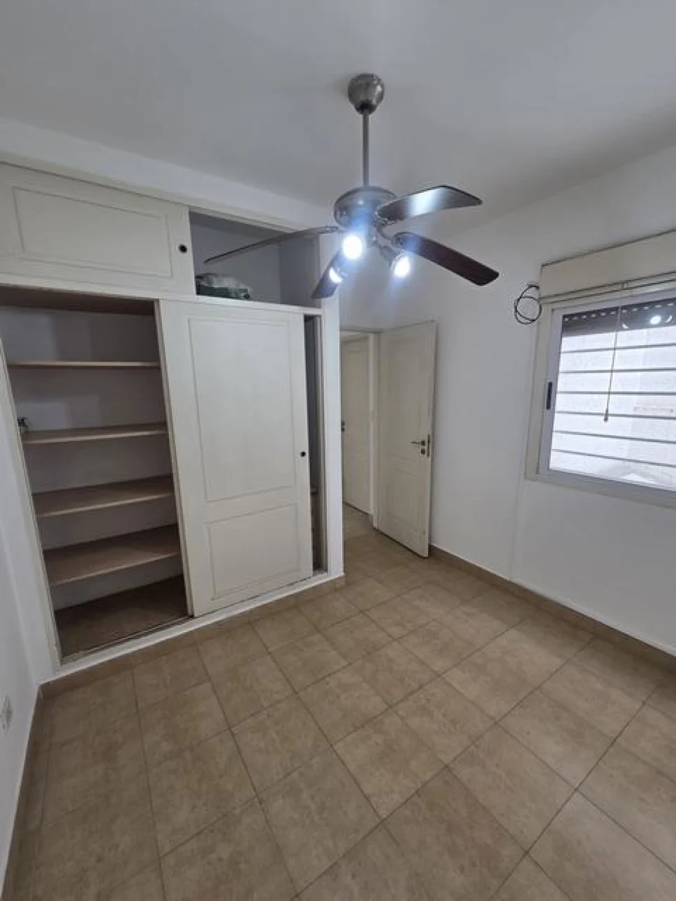 DEPARTAMENTO 3 AMB CON BALCON VILLA BOSCH 400M ESTACION