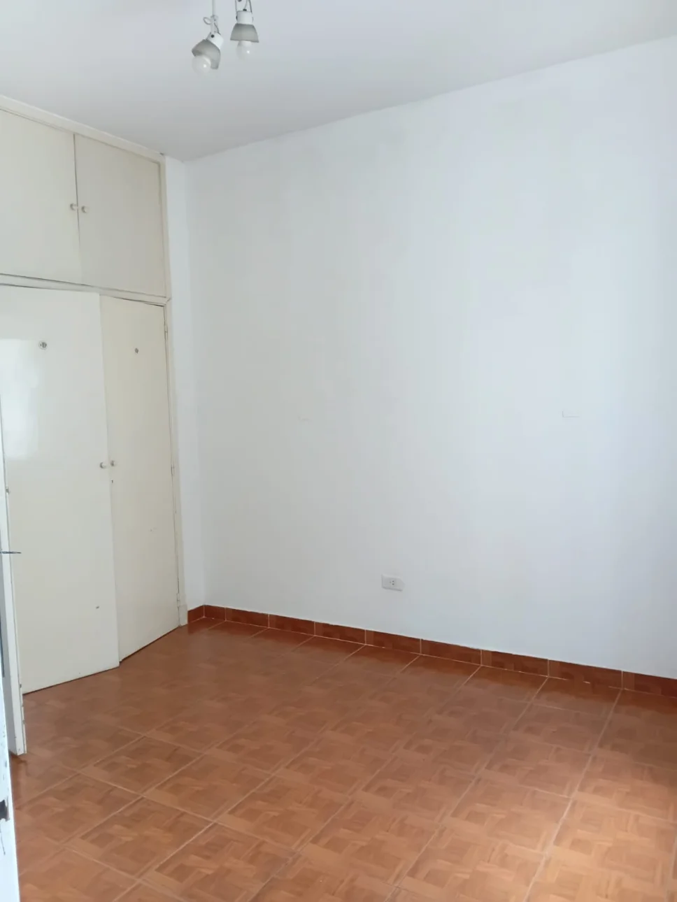 Departamento 2 amb. a mts. de la Plaza San Martin