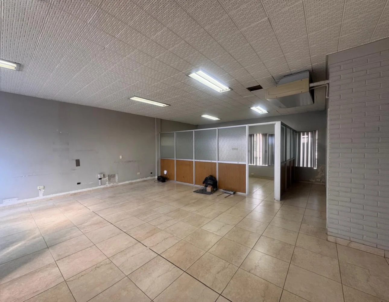 Galpon 452 m² en Alquiler en Caseros