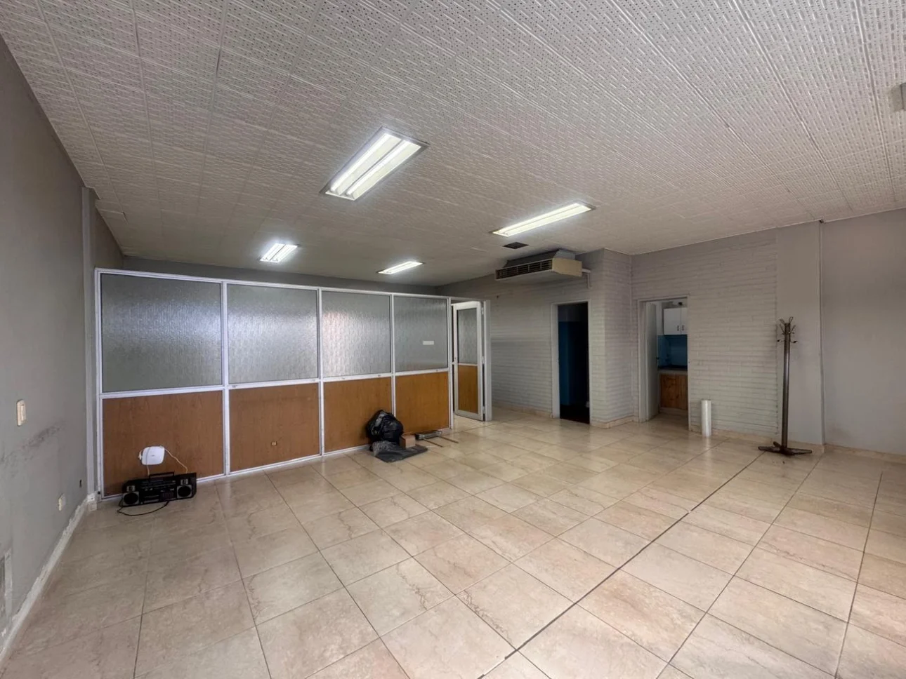 Galpon 452 m² en Alquiler en Caseros
