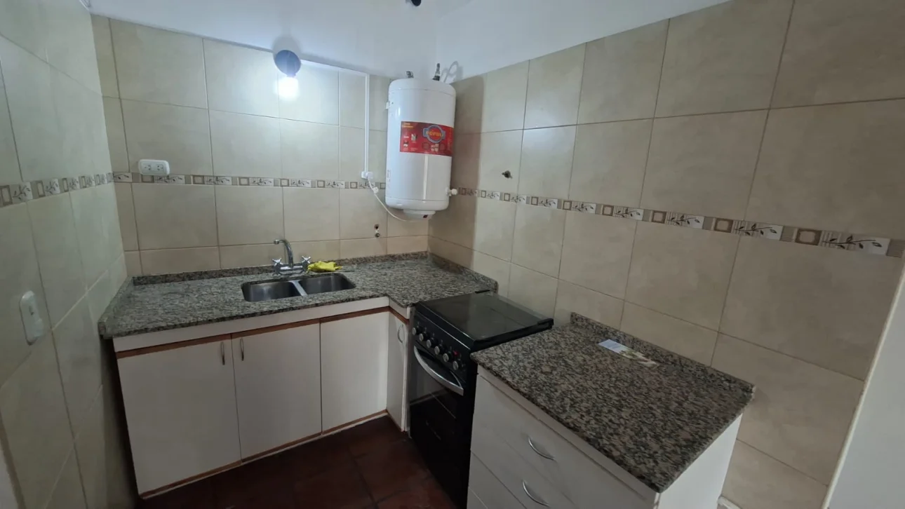 DUPLEX 3 AMBIENTES C/PATIO
