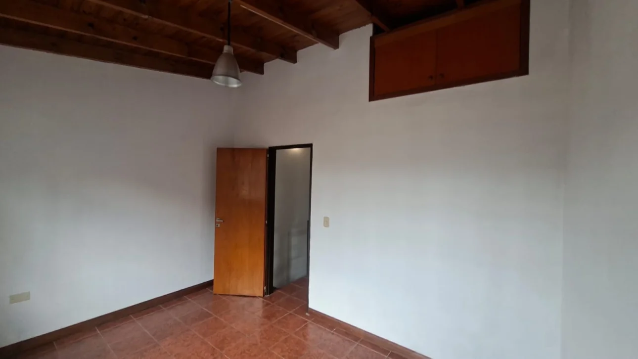 DUPLEX 3 AMBIENTES C/PATIO