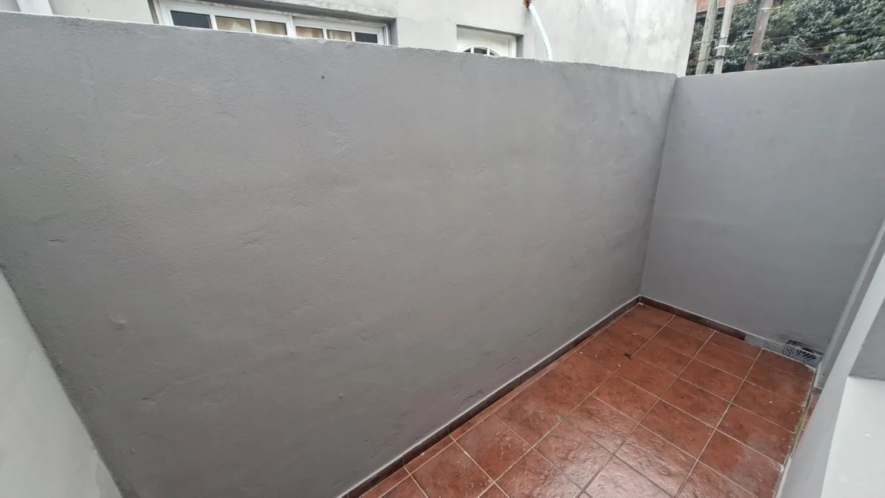 DUPLEX 3 AMBIENTES C/PATIO
