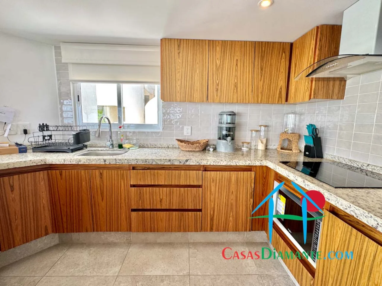 Departamento con vista al mar y mantenimiento incluido