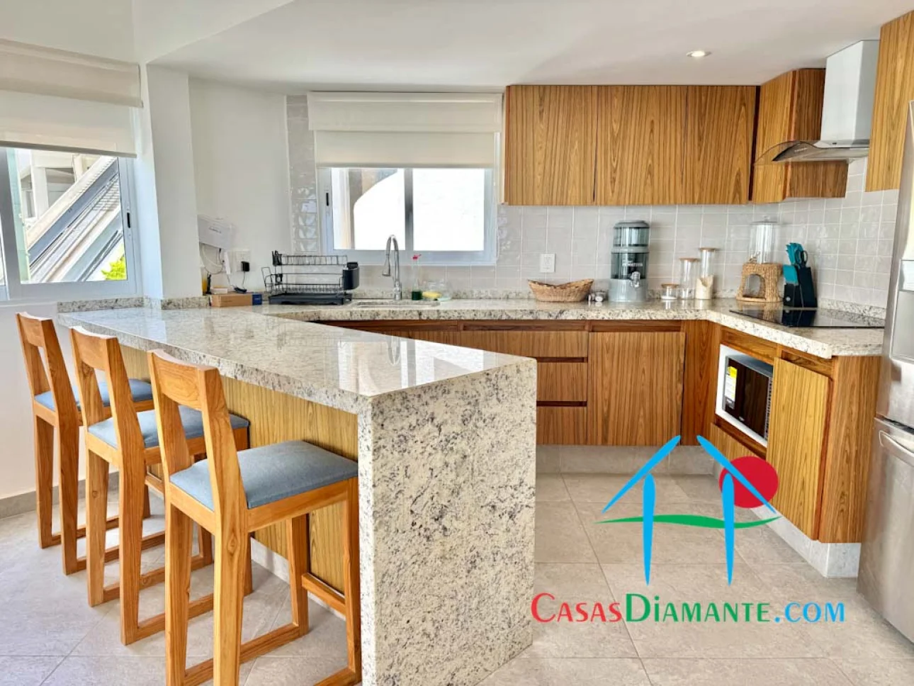Departamento con vista al mar y mantenimiento incluido