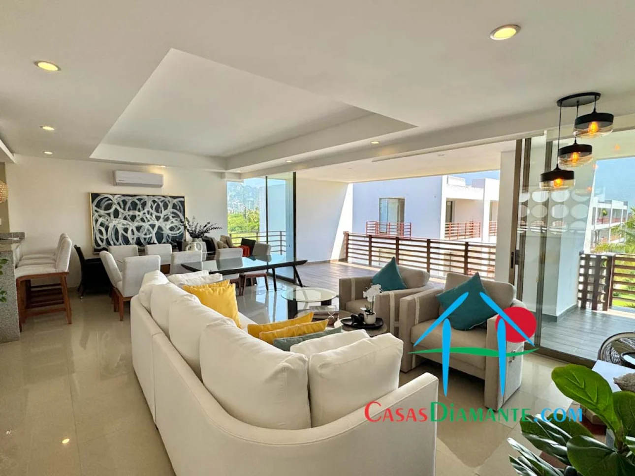 Depa con terraza y vista a las áreas comunes