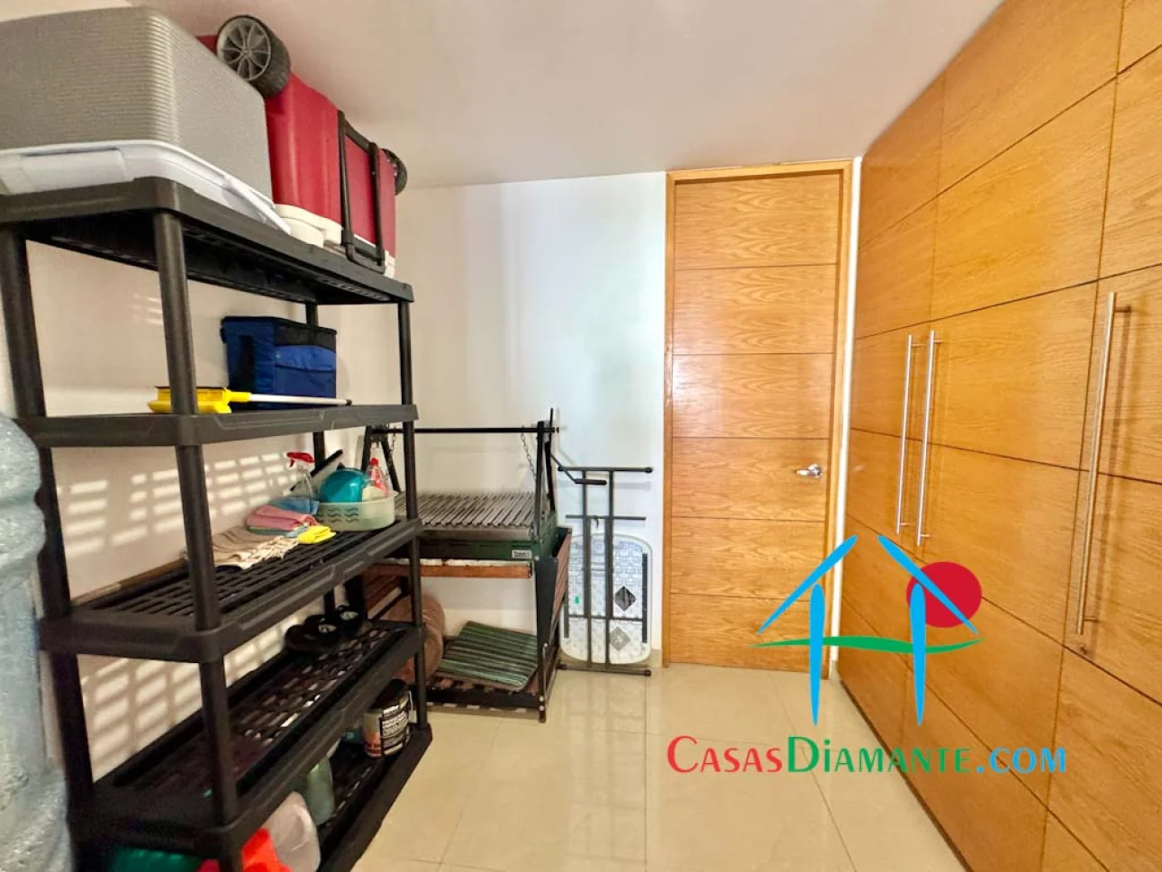 Depa con terraza y vista a las áreas comunes