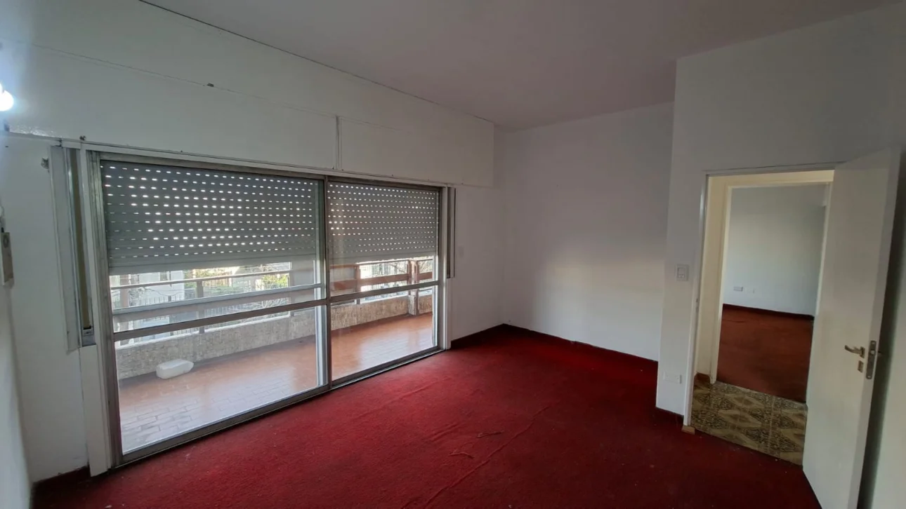 PH 4 AMBIENTES C/BALCON CORRIDO |PATIO TECHADO | 1er Piso