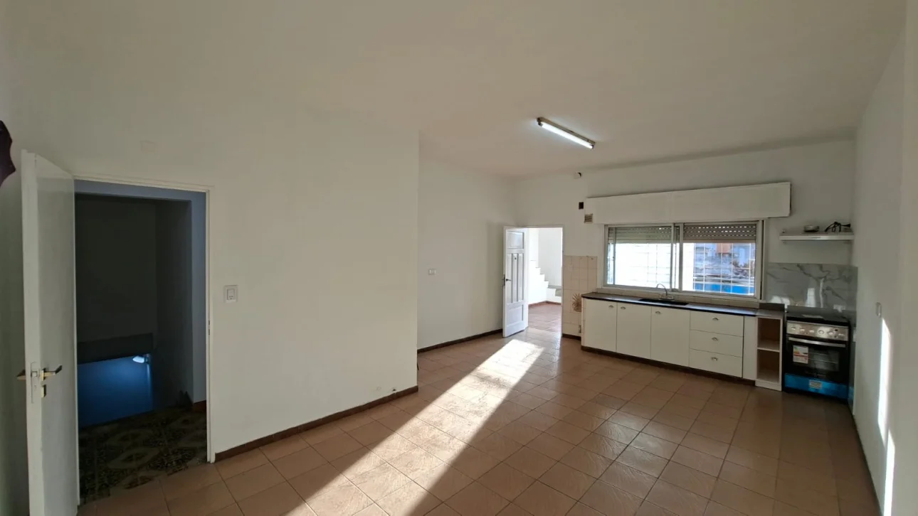 PH 4 AMBIENTES C/BALCON CORRIDO |PATIO TECHADO | 1er Piso