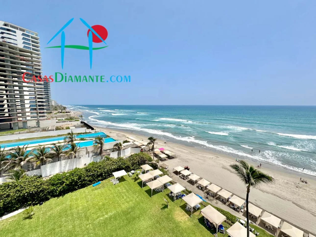 Departamento a pie de playa con terraza y vista al mar