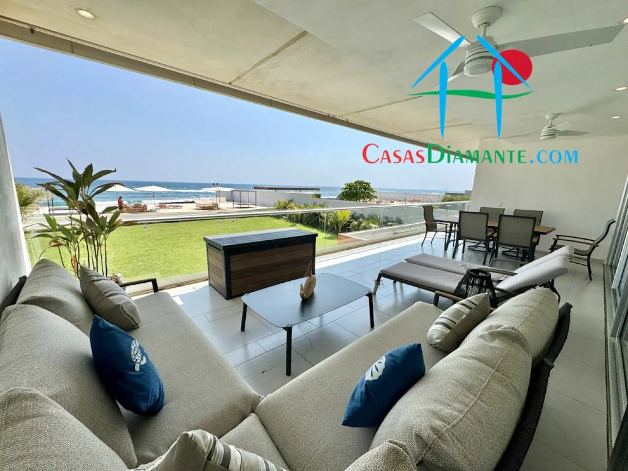 Departamento en Costa Real con terraza y vista al mar