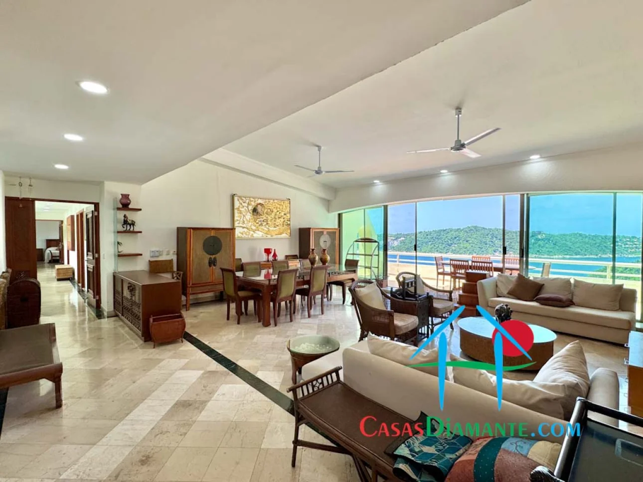 Departamento con terraza, vista al mar y jacuzzi privado
