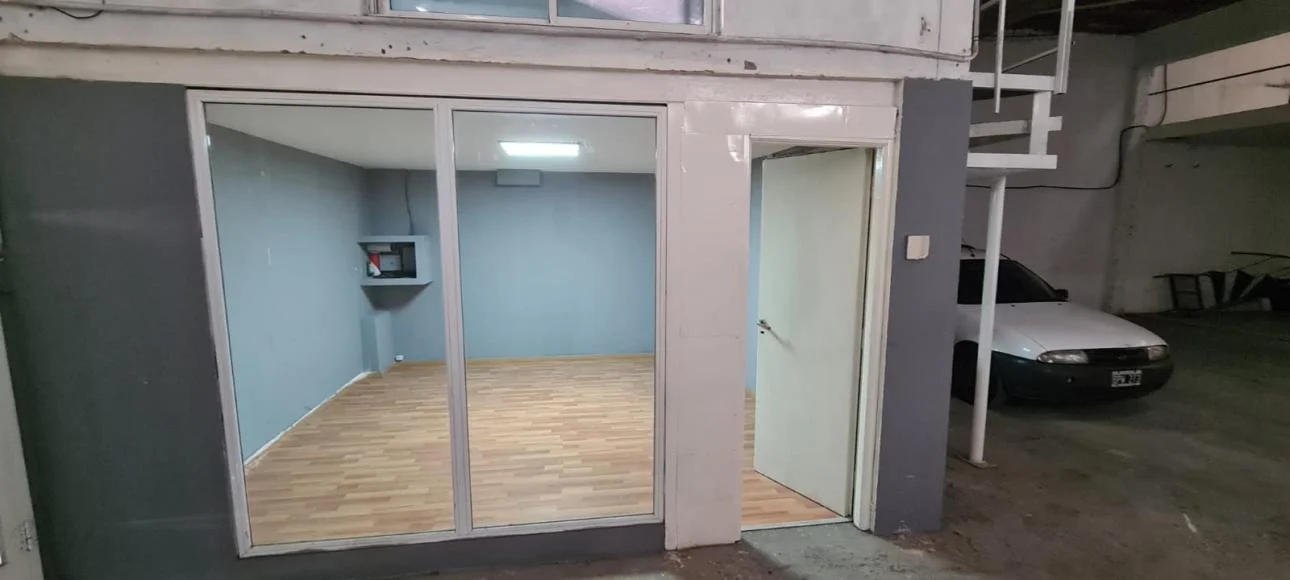SE ALQUILA GALPON DEPOSITO COMERCIAL
