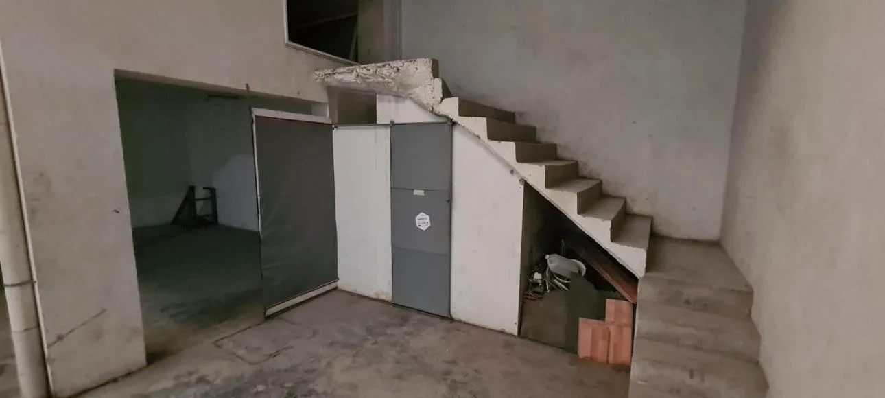 SE ALQUILA GALPON DEPOSITO COMERCIAL