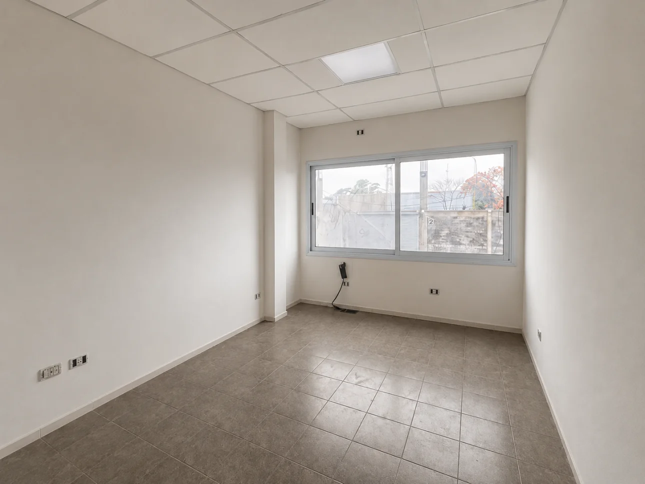 Galpon 760 m² a Estrenar + 250 m² de Oficinas a m A. Márquez