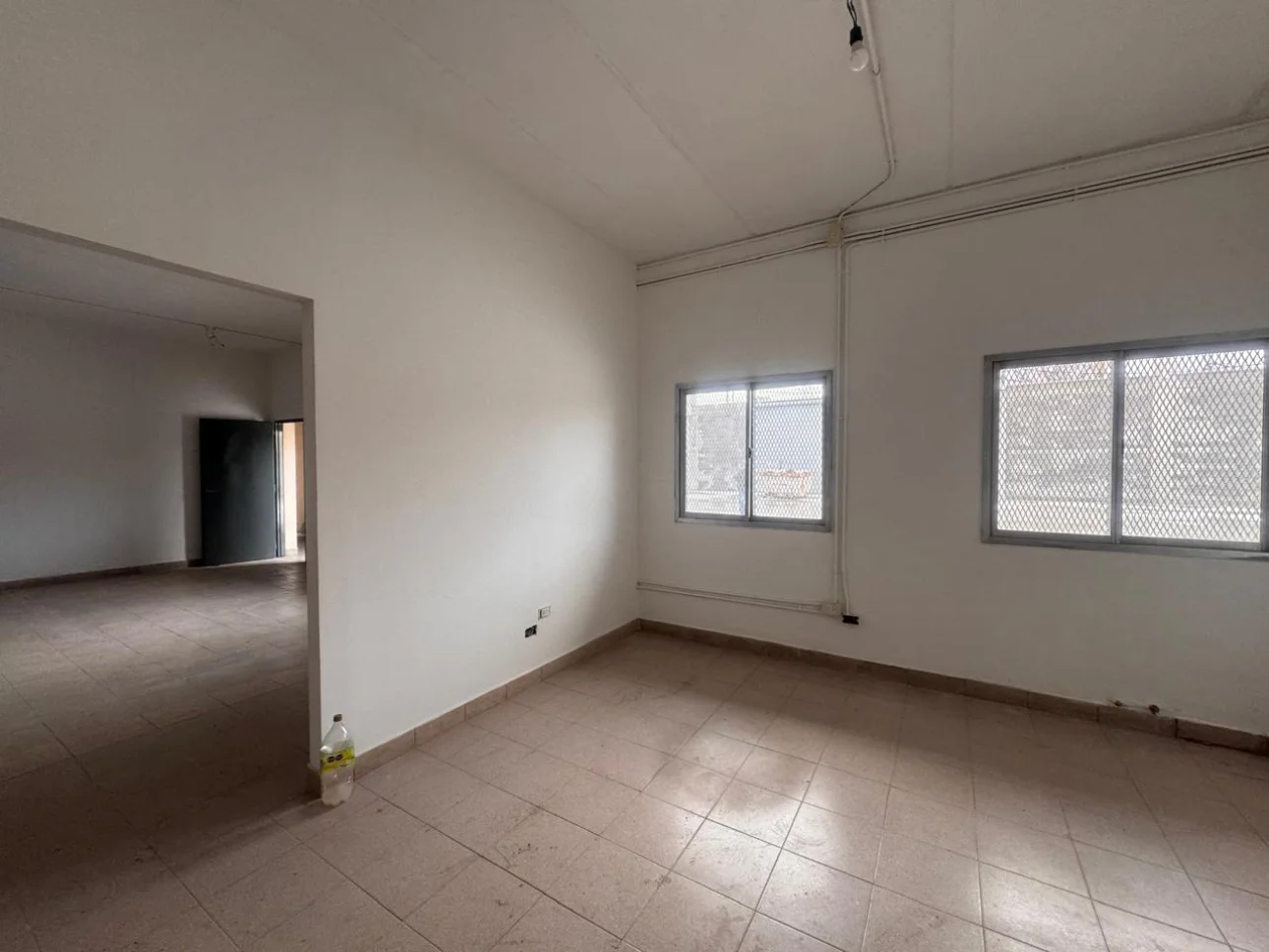 Galpon 760 m² a Estrenar + 250 m² de Oficinas a m A. Márquez