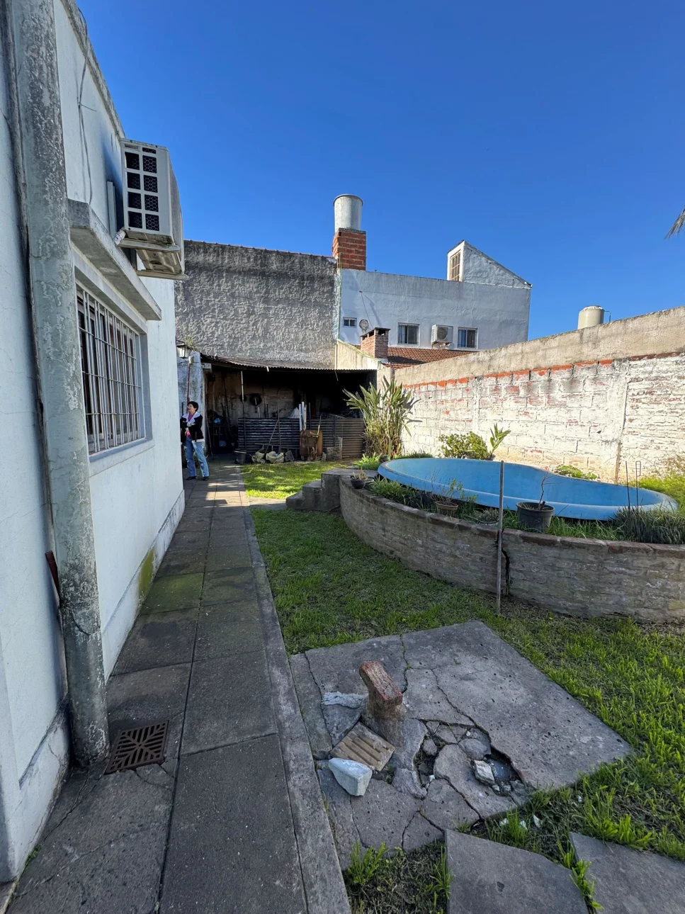 CASA DE TRES AMBIENTES SOBRE LOTE PROPIO