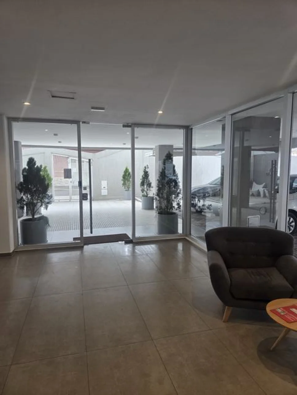 DEPARTAMENTO 3 AMB A ESTRENAR CASEROS