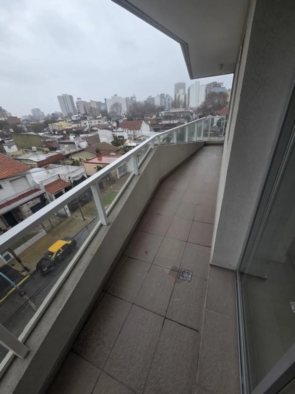 DEPARTAMENTO 3 AMB A ESTRENAR CASEROS