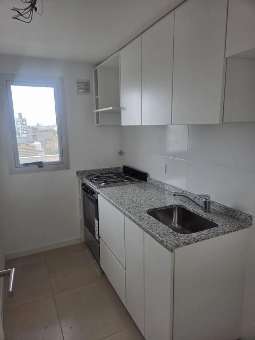 DEPARTAMENTO 3 AMB A ESTRENAR CASEROS