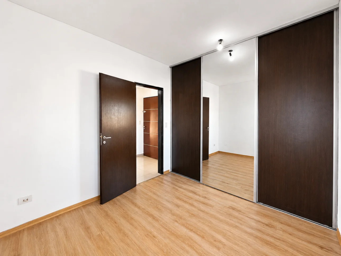 Departamento de 2 ambientes con balcon