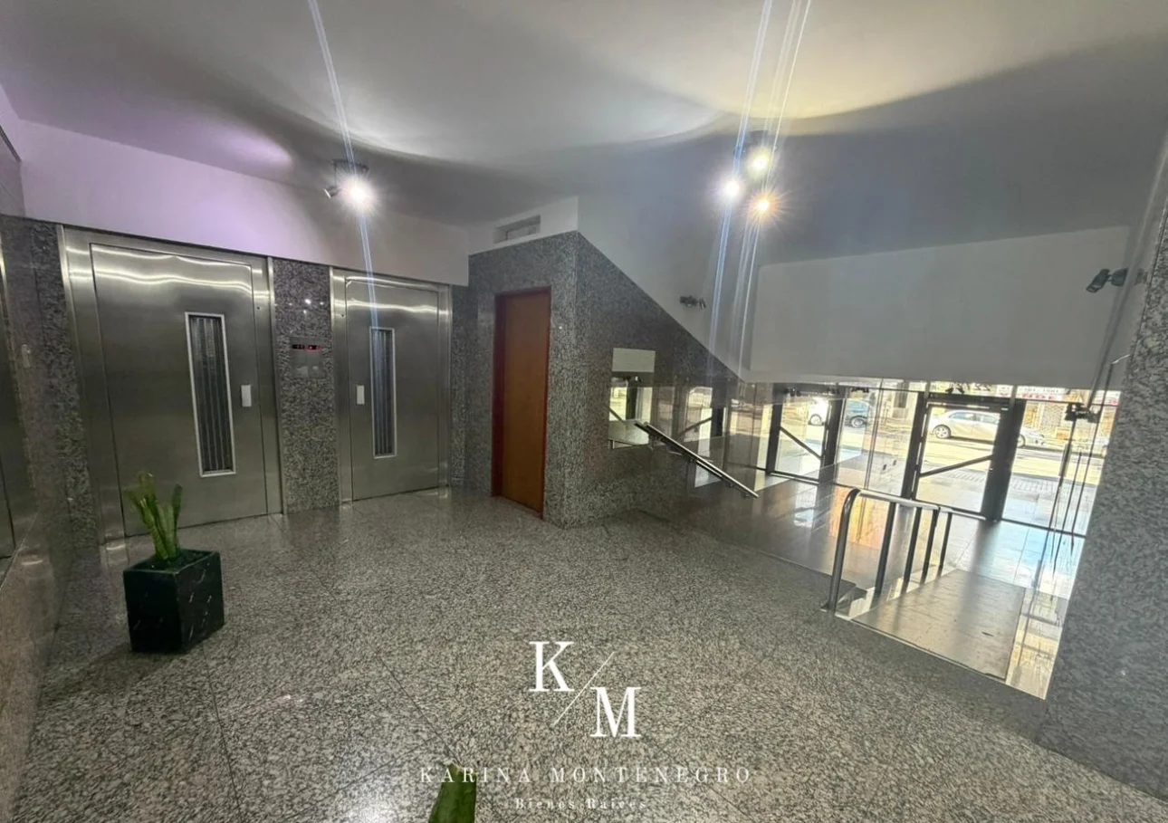 Departamento 4 amb con cochera en centro de San Martín