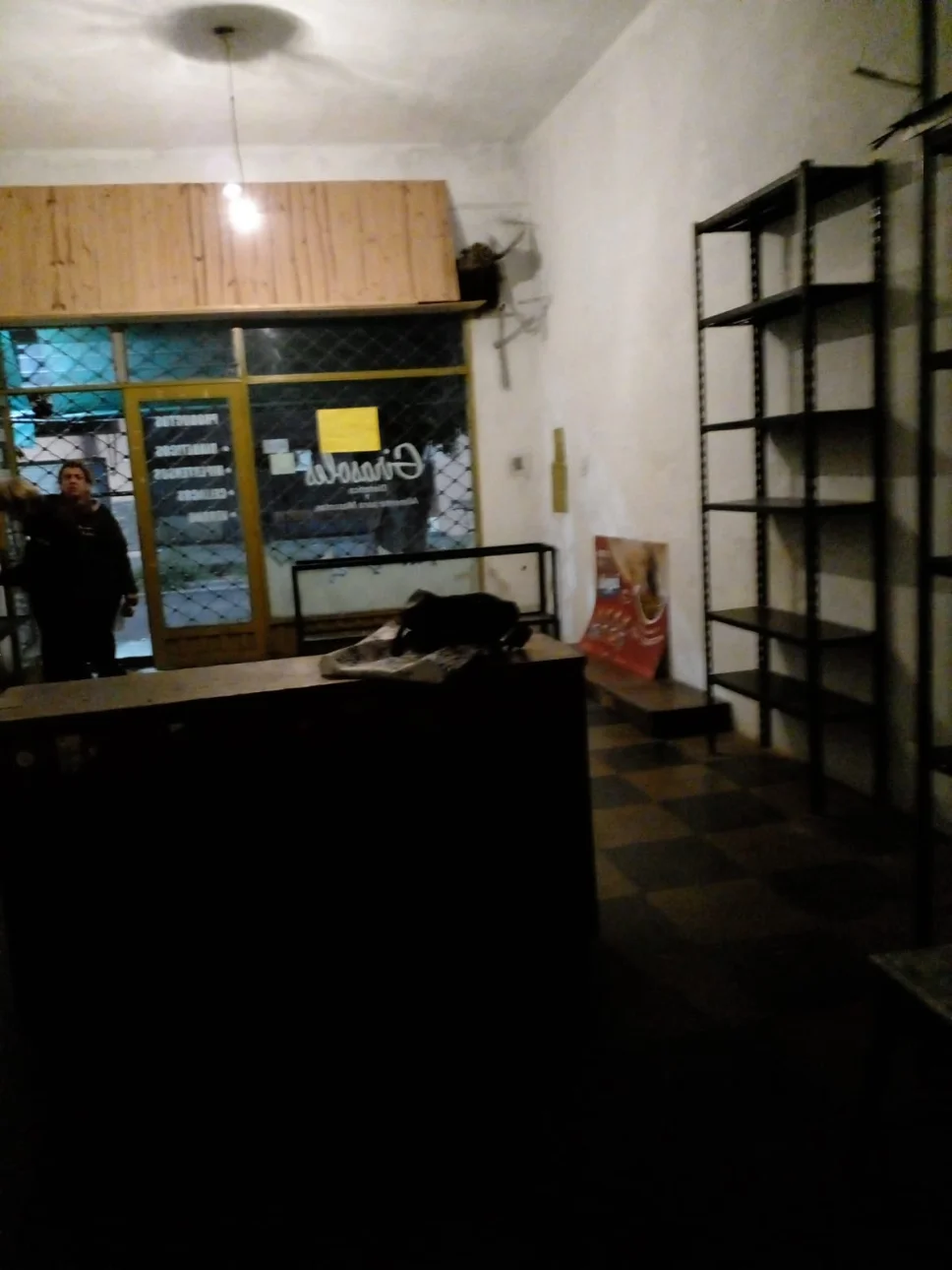 SE ALQUILA LOCAL  CON MONOAMBIENTE EN EL PALOMAR