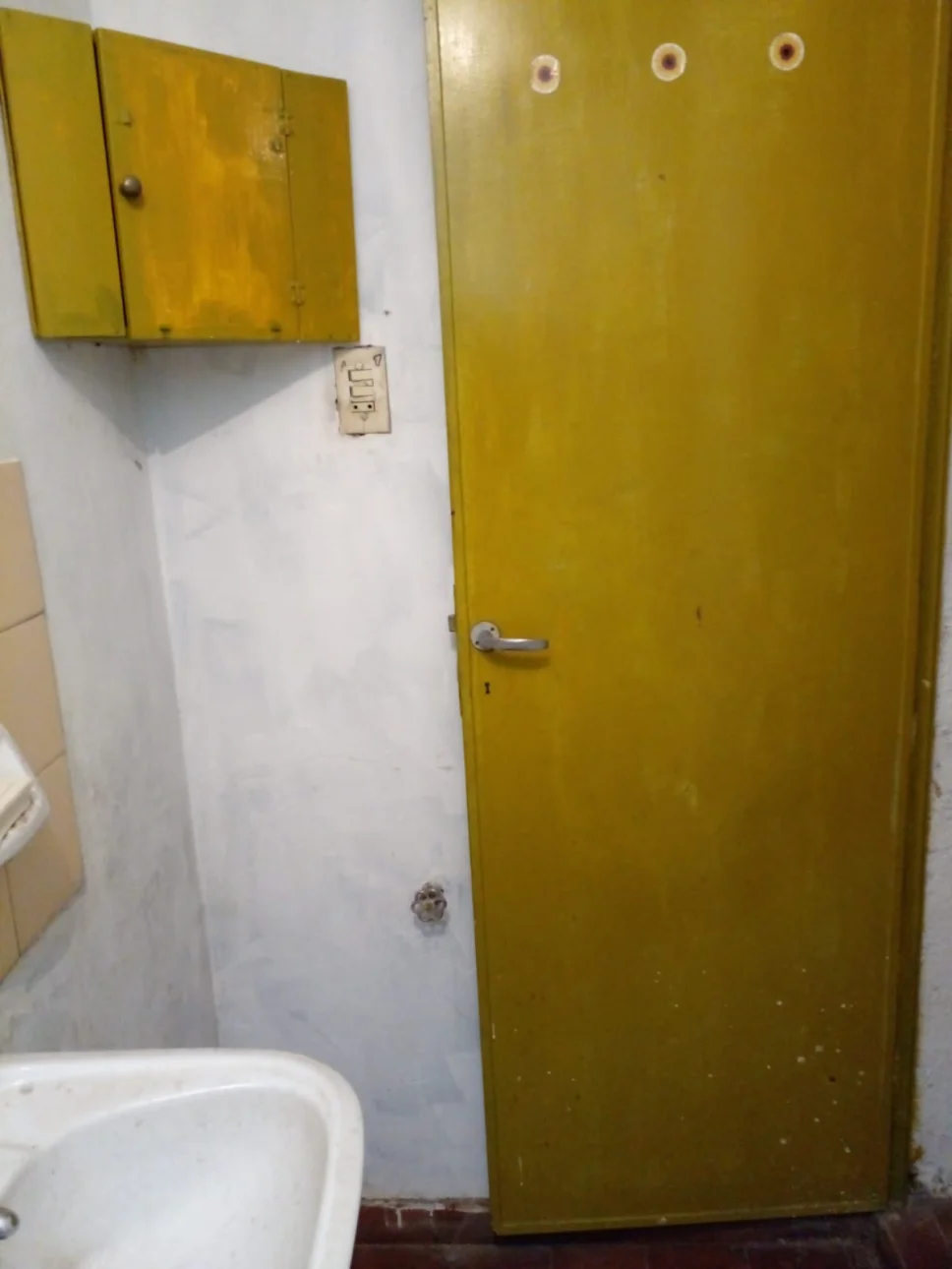SE ALQUILA LOCAL  CON MONOAMBIENTE EN EL PALOMAR