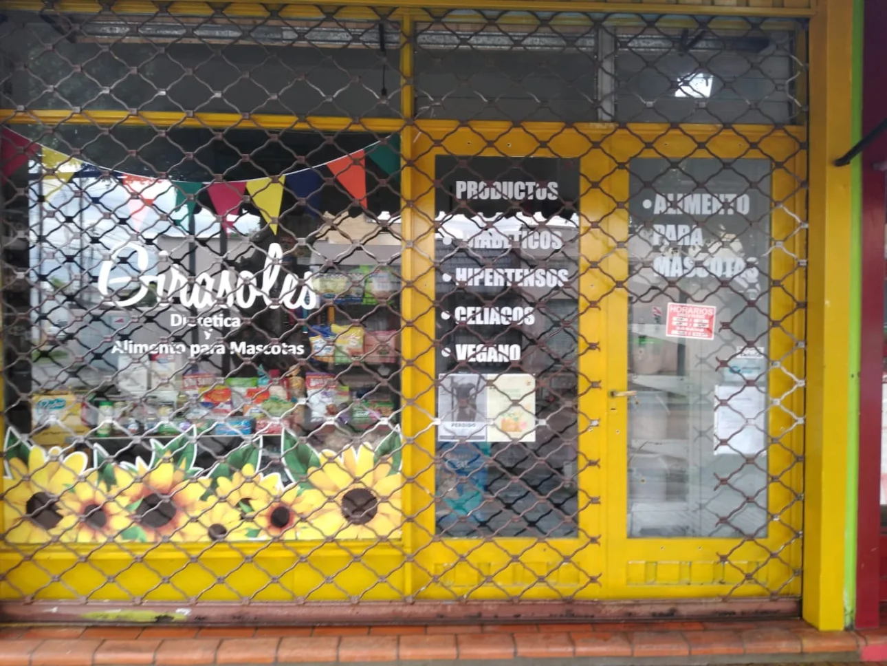 SE ALQUILA LOCAL  CON MONOAMBIENTE EN EL PALOMAR