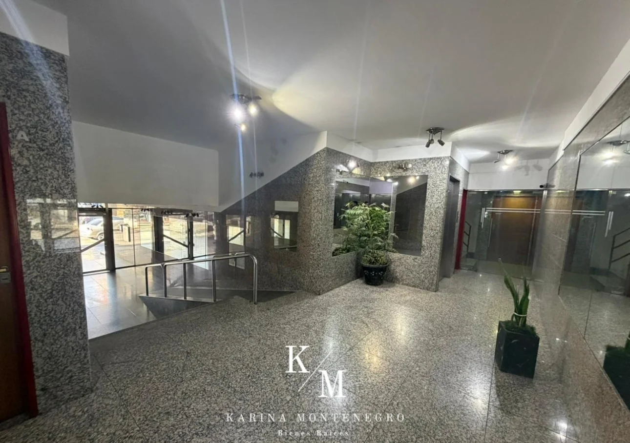 Departamento 4 amb con cochera en centro de San Martín
