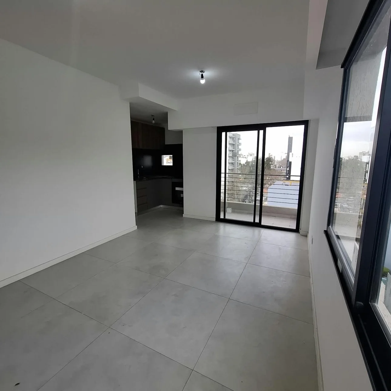 Departamento 2 Amb. balcon-  Caseros