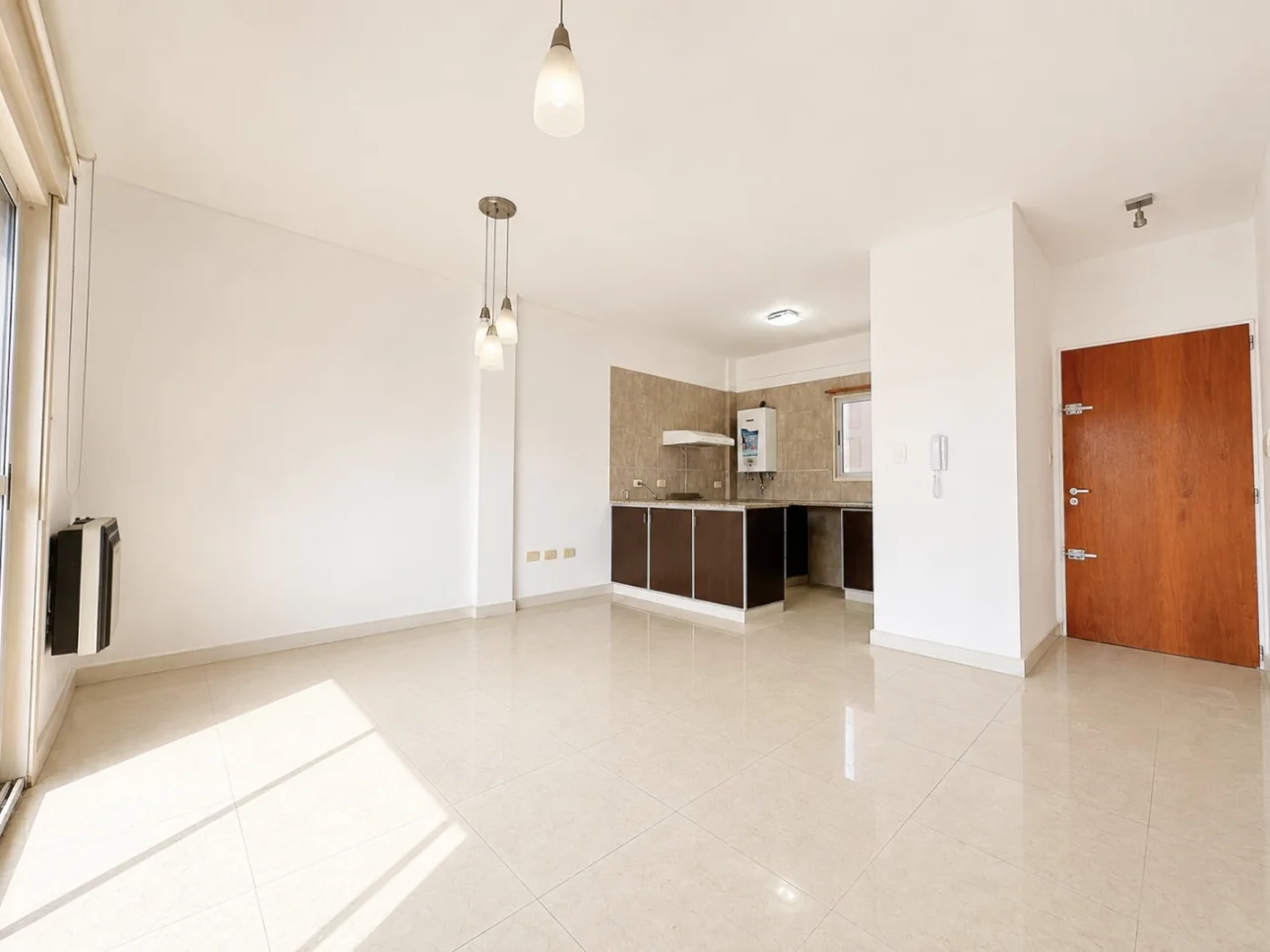 Departamento de 2 ambientes con balcon corrido
