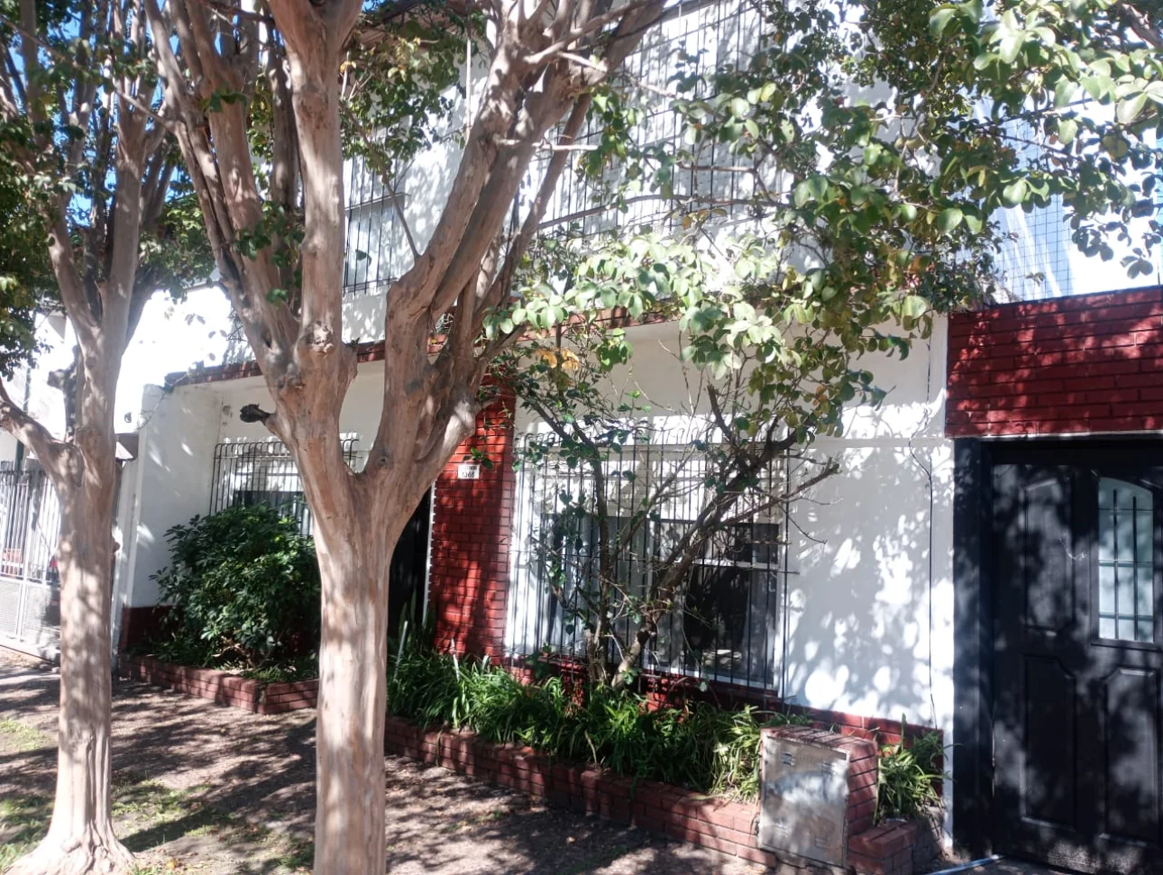SE VENDE EXCELENTE PROPIEDAD EN ITUZAINGO