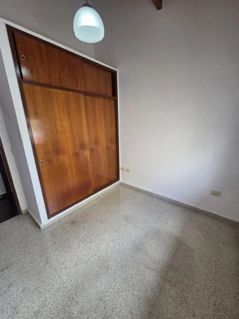 DEPARTAMENTO 3 AMB CON PATIO VILLA LIBERTAD