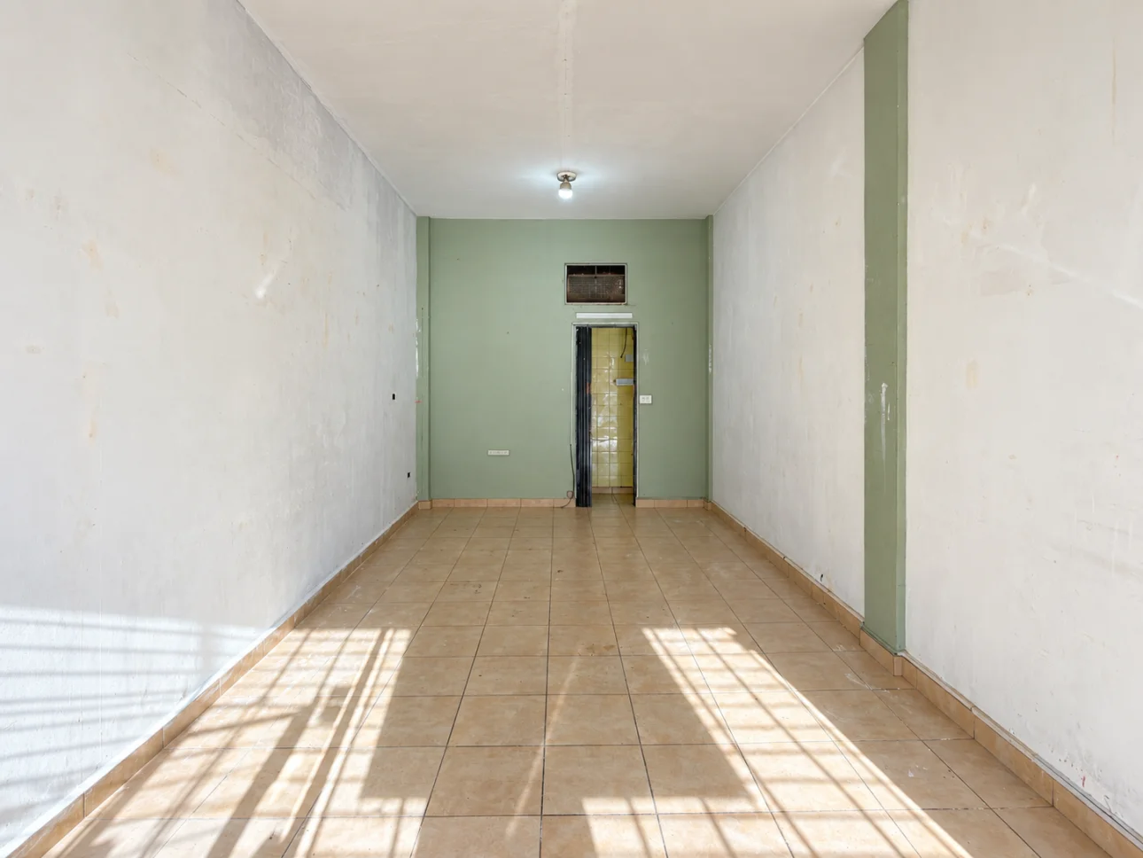 Local comercial de 25 metros