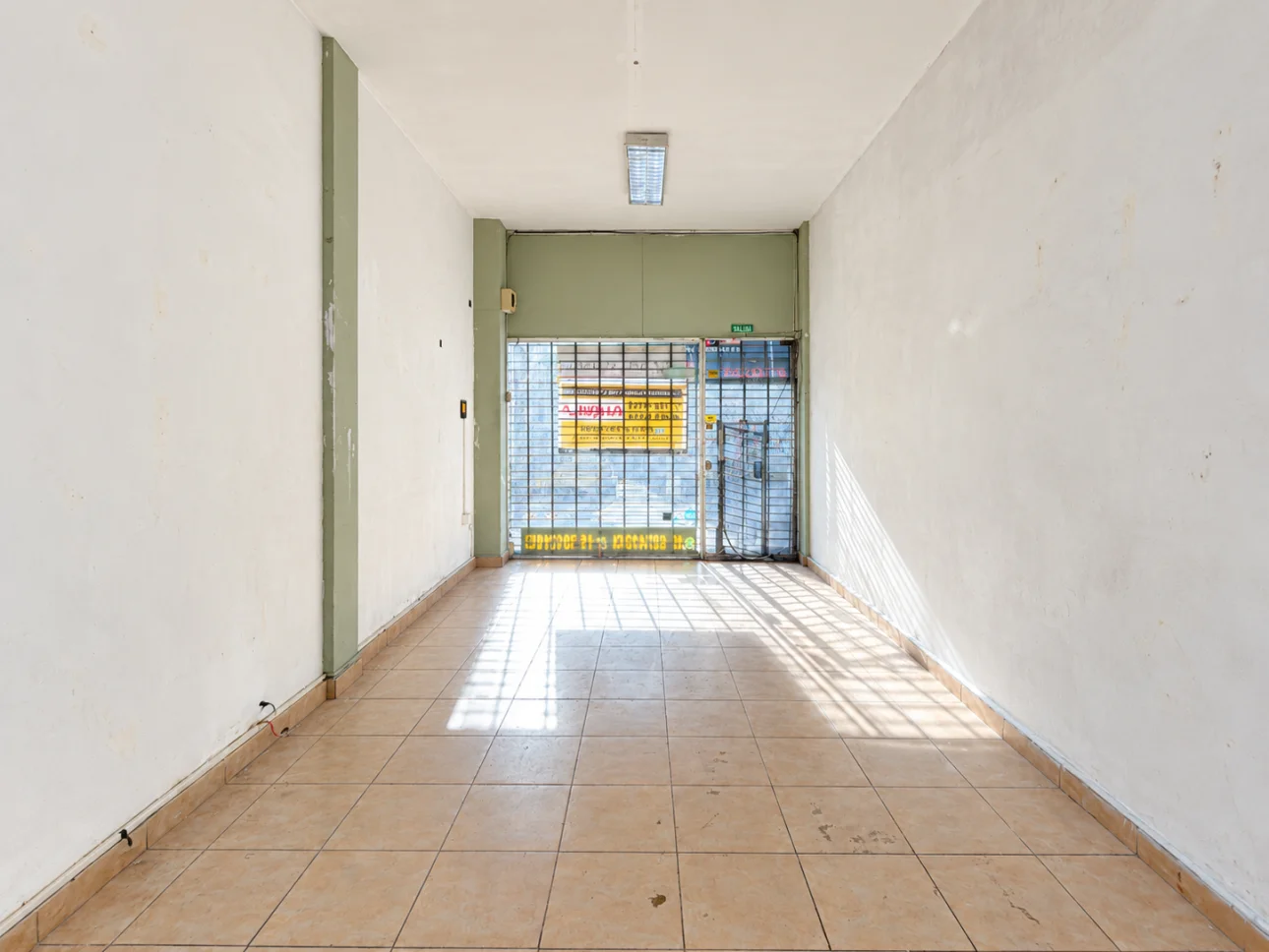 Local comercial de 25 metros