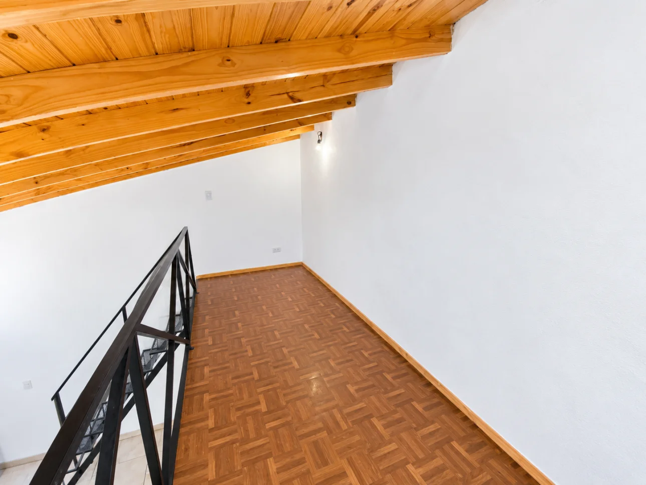 Departamento de 3 ambientes con patio