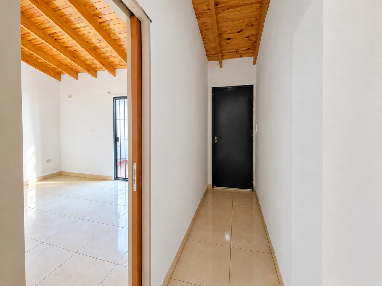 Departamento de 3 ambientes con patio
