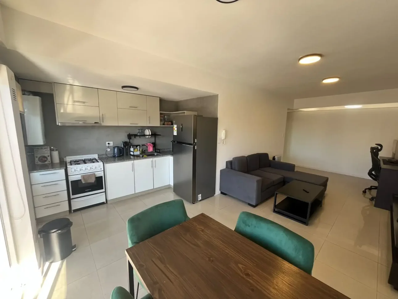 HERMOSO DEPARTAMENTO DE 2 AMBIENTES CONTRAFRENTE CON BALCON