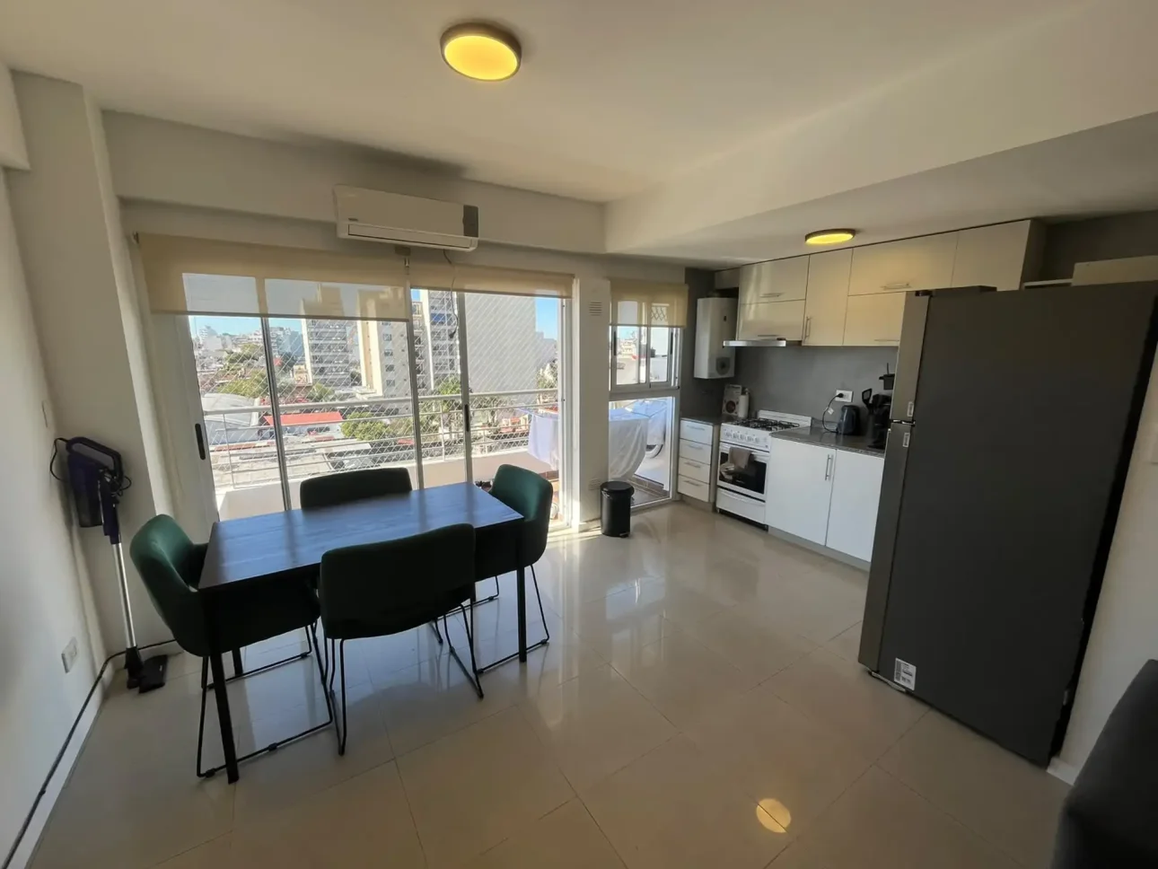 HERMOSO DEPARTAMENTO DE 2 AMBIENTES CONTRAFRENTE CON BALCON