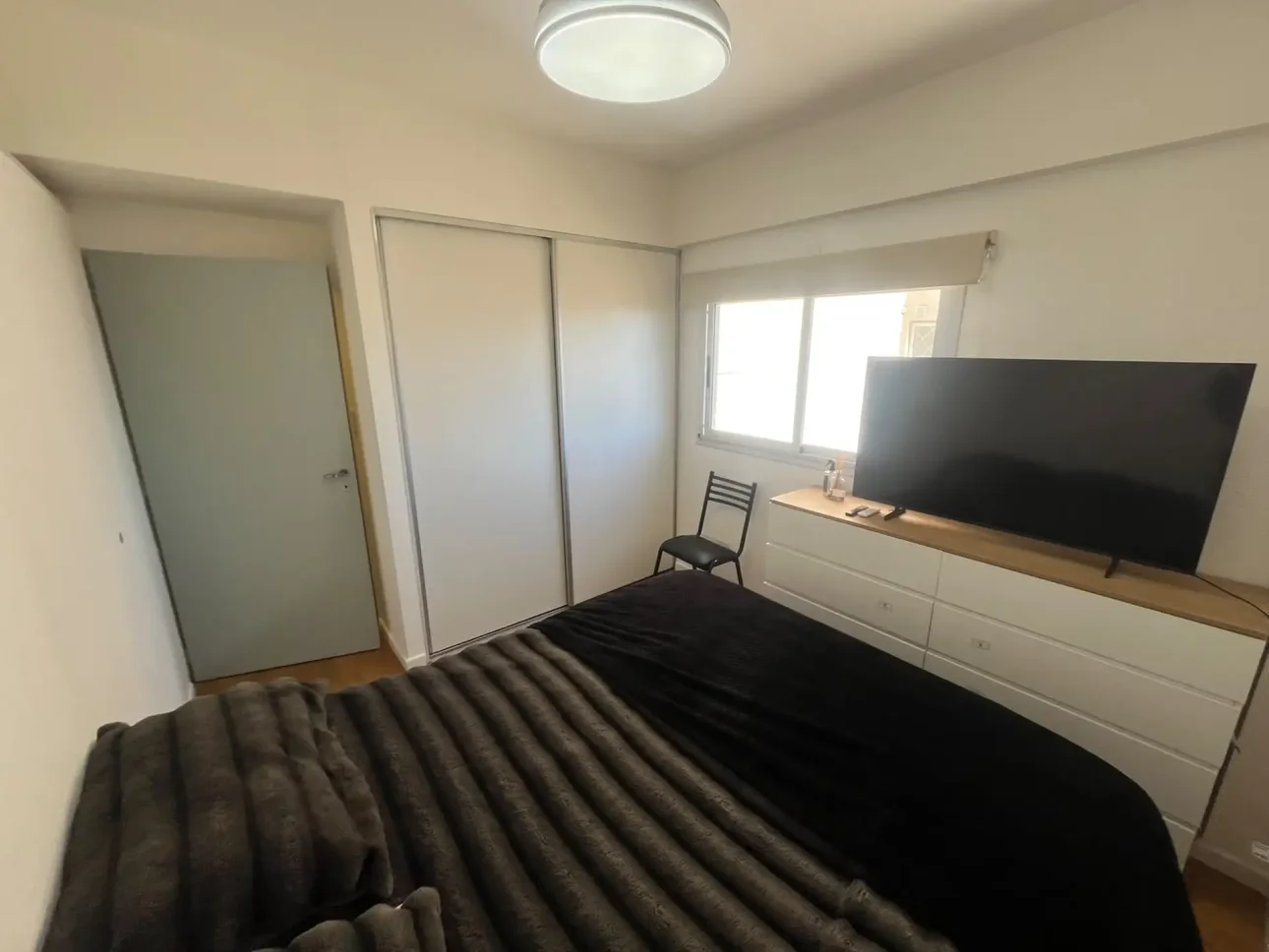 HERMOSO DEPARTAMENTO DE 2 AMBIENTES CONTRAFRENTE CON BALCON
