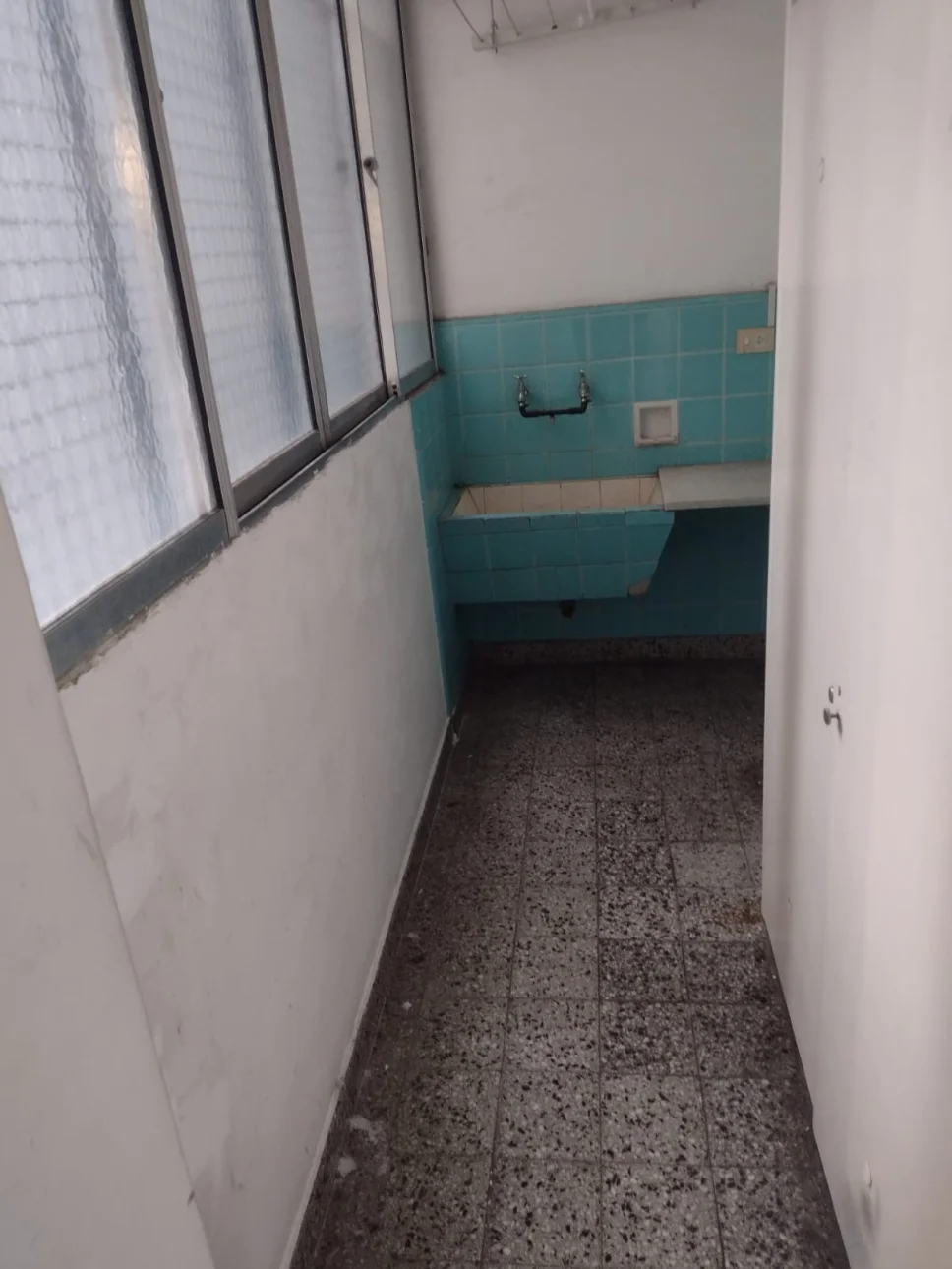 BELGRANO, 3 AMB,DEPEND EXCELENTE,2PISO CONTRAF,DOBLE ENTRADA