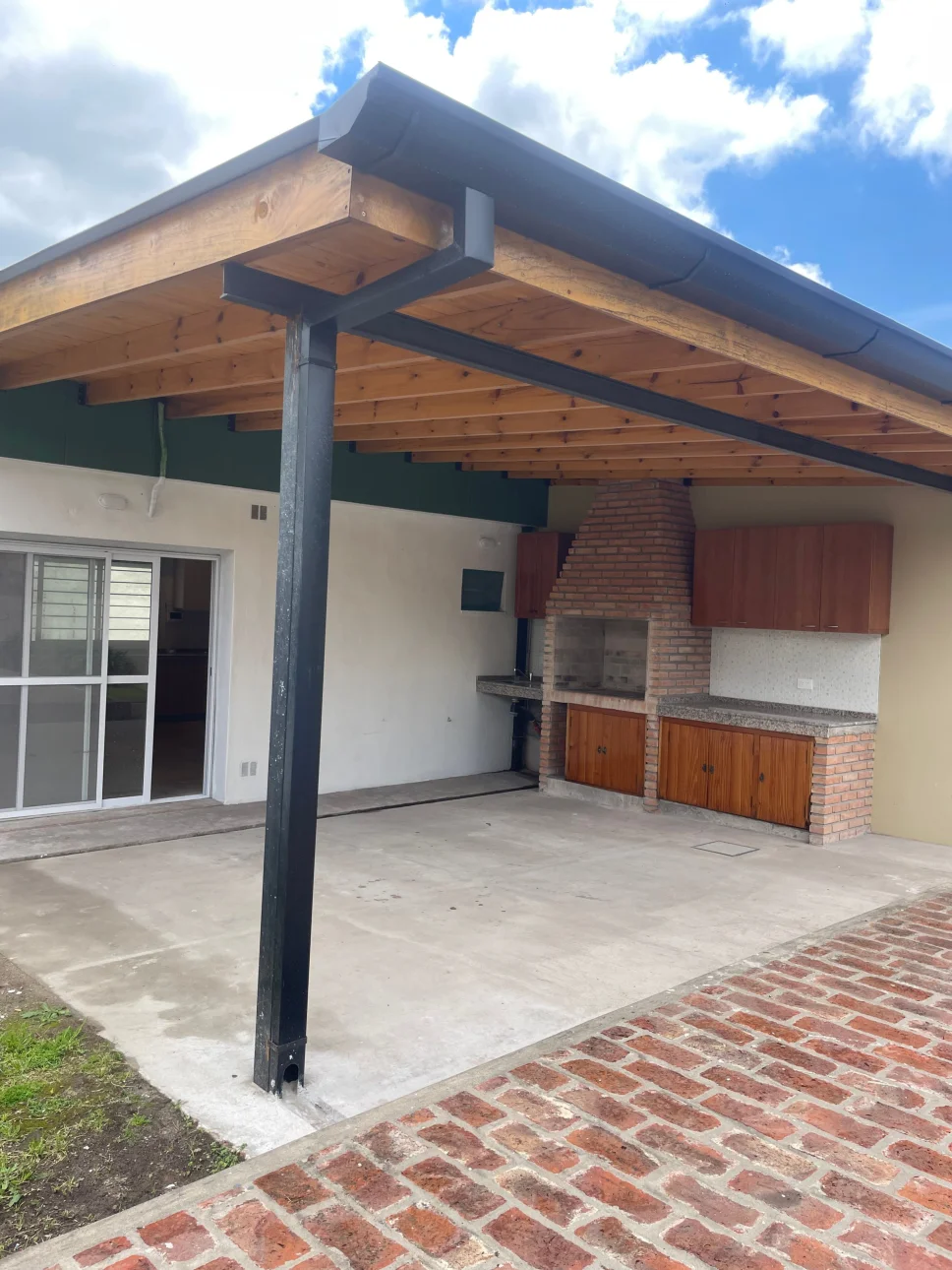 Casa en alquiler recientemente reciclada